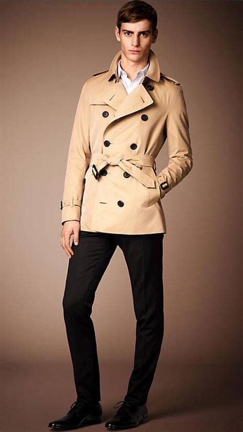 trench burberry uomo classico|The Burberry Trench Coat .